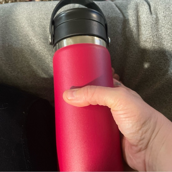 Hydro Flask Pink Stainless Steel Bottle - Picture 2 of 3